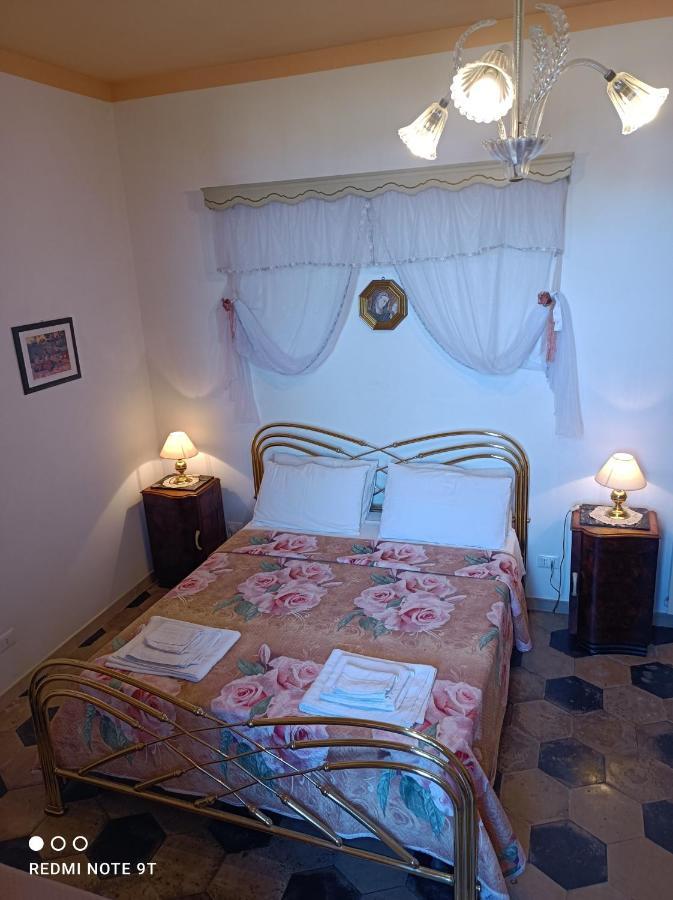 Angelina Antica Dimora Bed and Breakfast Terracina Buitenkant foto
