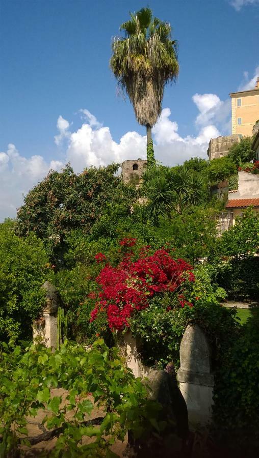 Angelina Antica Dimora Bed and Breakfast Terracina Buitenkant foto